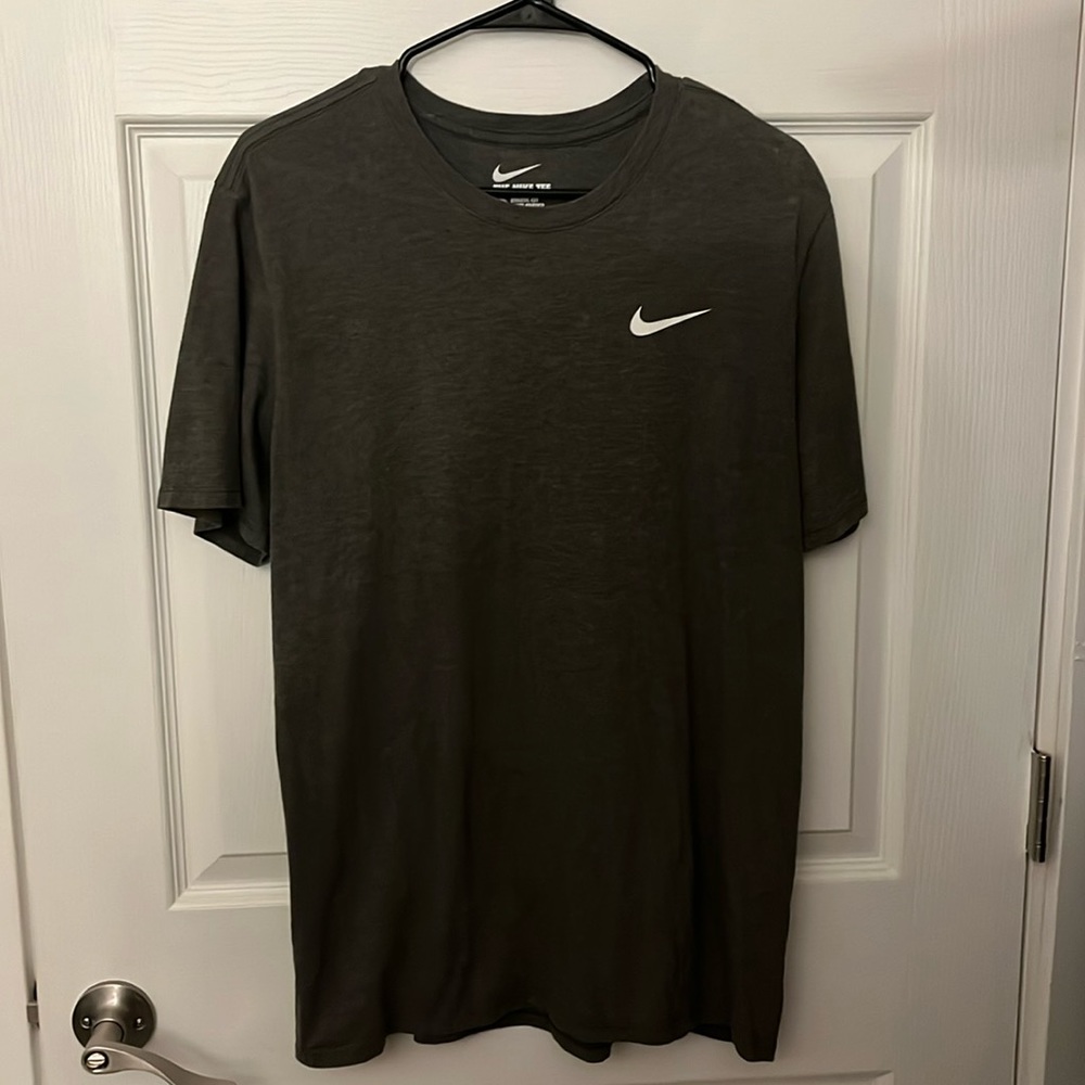 Men’s Grey Nike Dri-fit Short Sleeve Tee T-Shirt 
Large